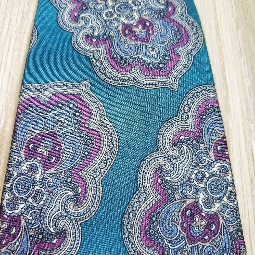 Stafford Blue & Purple Paisley Tie